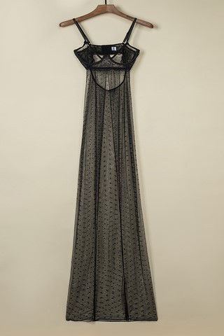 Robe longue noire en dentelle transparente  à double fente avec string​